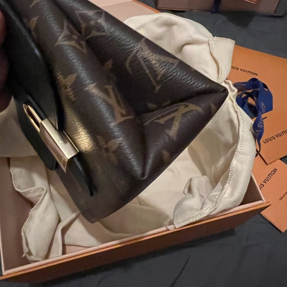 Like new stickers still on - Picture 5 of 7